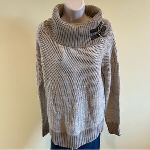 🧸 Medium, Banana Republic, Beige Knit Pullover Cowl Neck & Two Stylish Buckles.